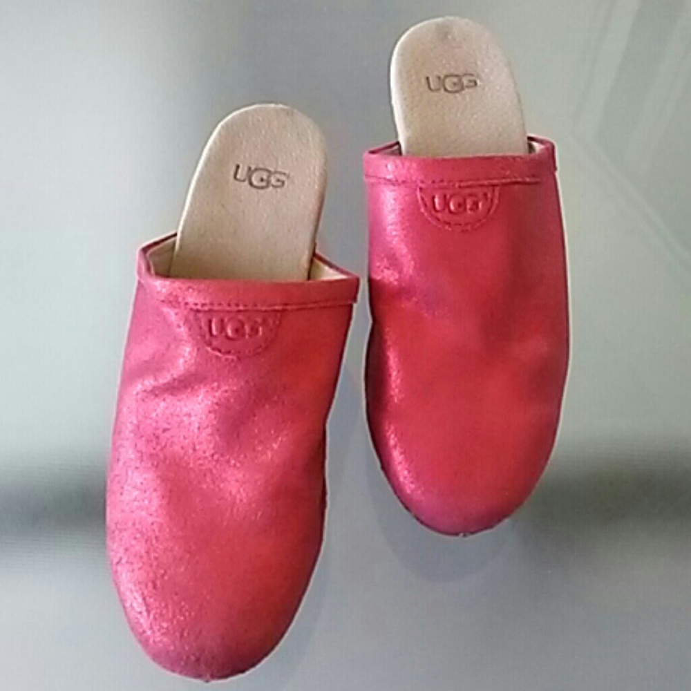 UGG Mules/Clogs
